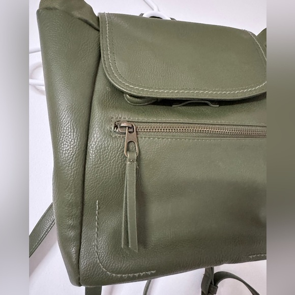 UNIVERSAL THREAD GOODS CO green backpack - Picture 2 of 11